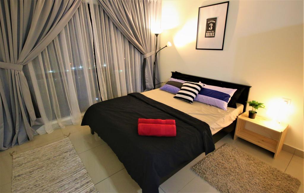 Hyve Soho Suites Cyberjaya Exterior foto